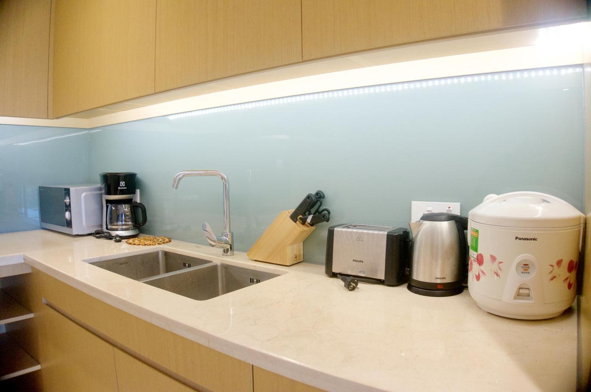Sunshine Apartment In 5* Resort ดานัง ภายนอก รูปภาพ